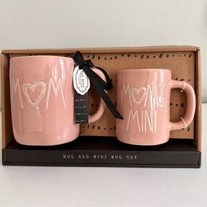 Rae Dunn “Mom & Mom’s Mini” Mug Set